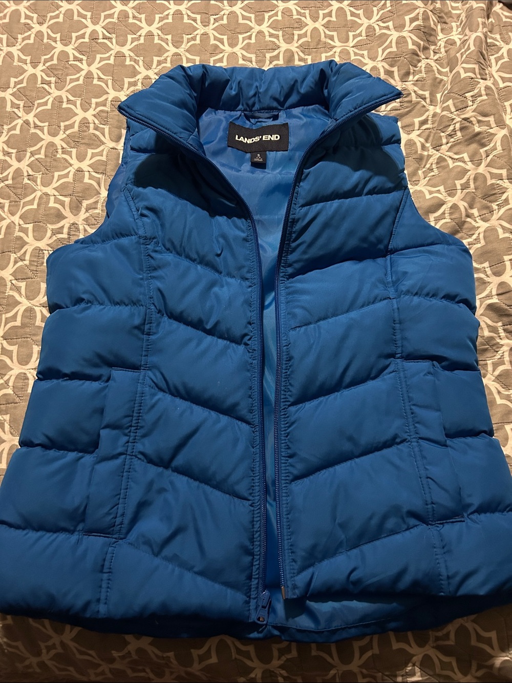 Lands' End Women's Blue Puffer Vest